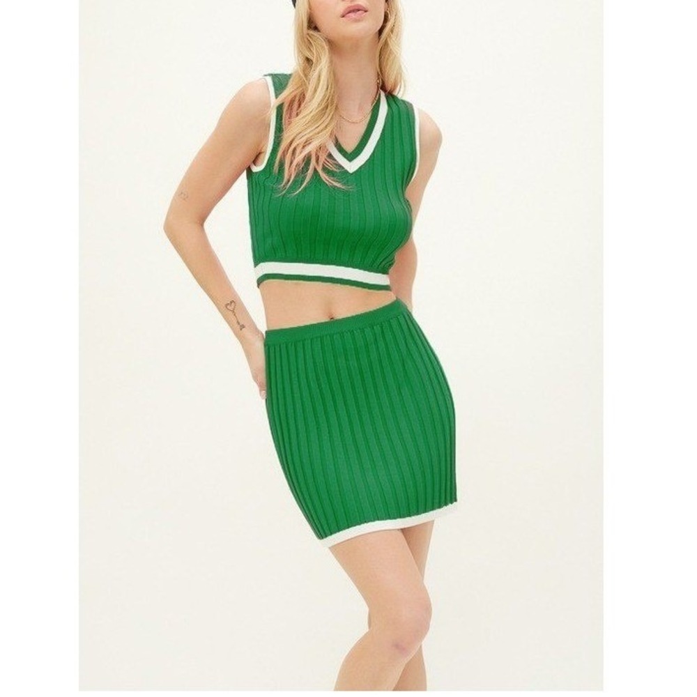 ST239. Ribbed Knit Crop Vest and Mini Skirt Two-Piece Set